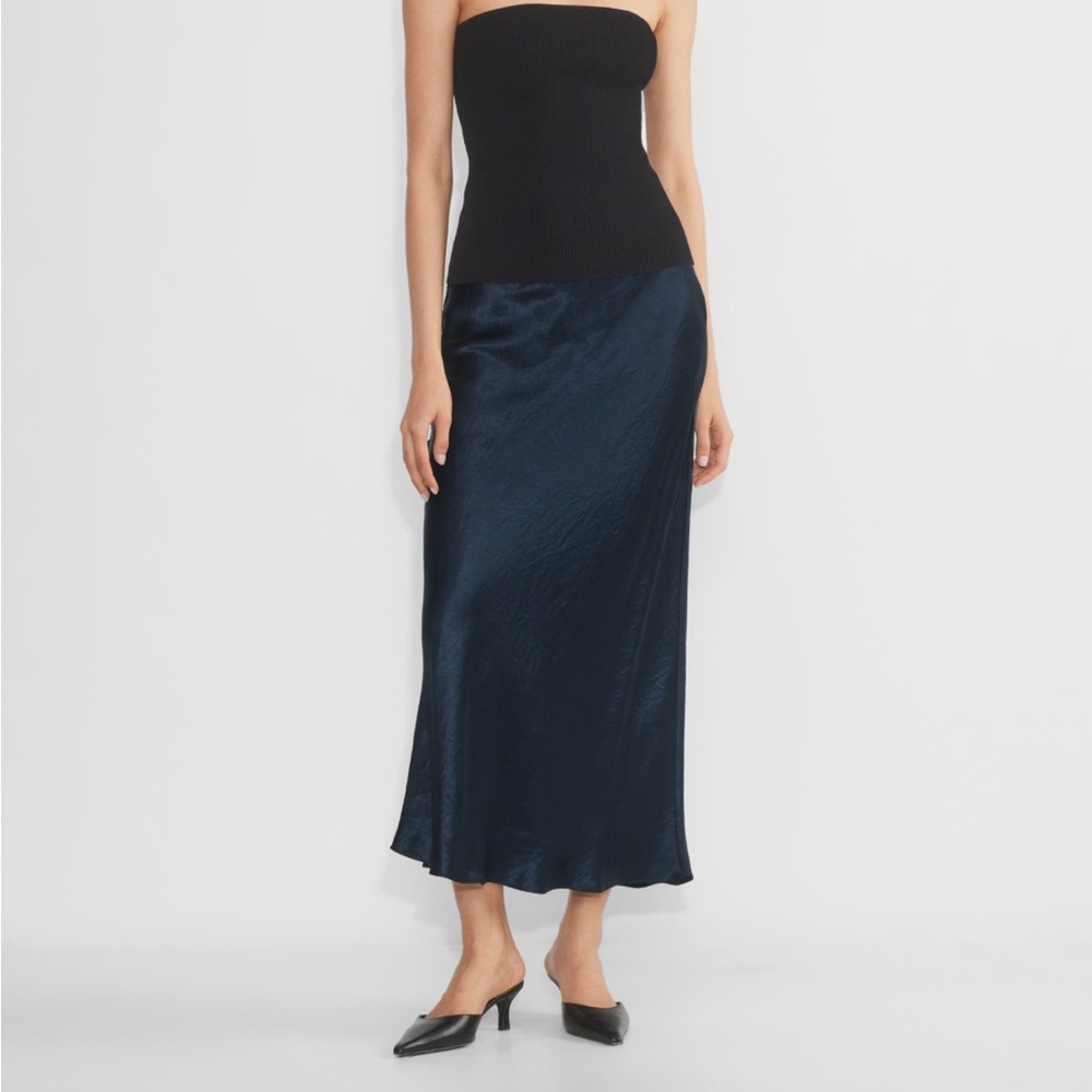 !BRAND NEW! Babaton Slip Satin Maxi Skirt Size 6